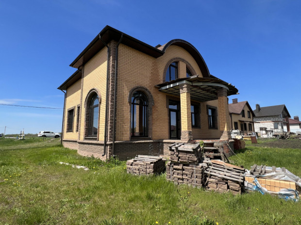 Фотография 4 - Продам КОТТЕДЖ 230 м2 с гаражом и банным комплексом в г. Белгороде мкр. Юго-Западный 2.4