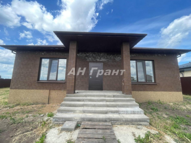 Фотография 2 - Новый КИРПИЧНЫЙ  4х-к дом  130 м2 ,уже  огорожен в мкр Майский-80