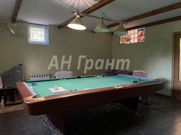 Фотография 27 - Жилой 4х-комнатный ДОМ 220 м2 с МЕБЕЛЬЮ, БАНЕЙ, бассейном, ГАРАЖОМ . ГОСТЕВЫМ ДОМОМ И БИЛЬЯРДОМ. в Дубовое