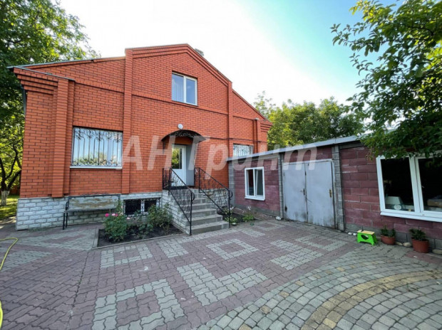 Фотография 15 - Жилой 4х-комнатный ДОМ 220 м2 с МЕБЕЛЬЮ, БАНЕЙ, бассейном, ГАРАЖОМ . ГОСТЕВЫМ ДОМОМ И БИЛЬЯРДОМ. в Дубовое