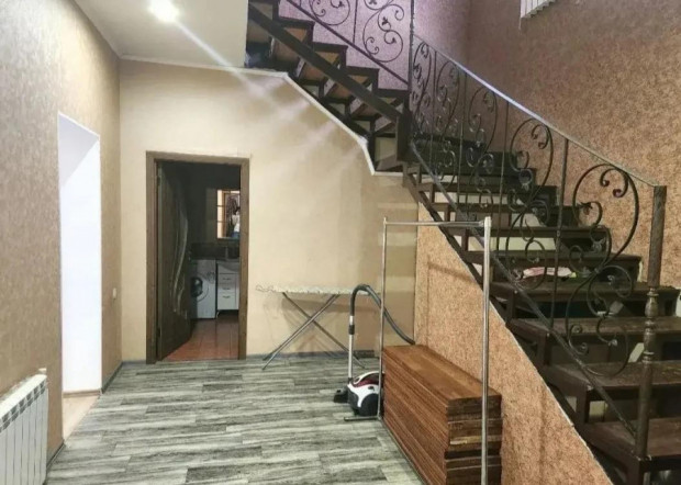 Фотография 14 - Жилой  кирпичный 4х-комнатный  КОТТЕДЖ 160 м2  с гаражом и  навесом для а/м в микрорайоне Таврово-6