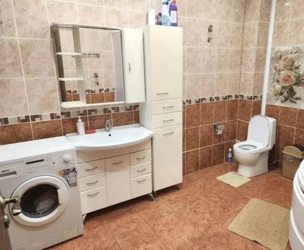 Фотография 13 - Жилой  кирпичный 4х-комнатный  КОТТЕДЖ 160 м2  с гаражом и  навесом для а/м в микрорайоне Таврово-6