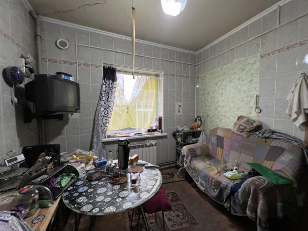 Фотография 6 - Продается трехкомнатная квартира в двух этажах в виде дома в р-не ост. Водстрой!