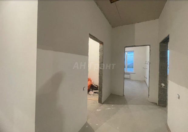 Фотография 22 - Новый 4х-к КОТТЕДЖ 170 м2 с ТЕРРАСОЙ в мкр. Майский -80 , рядом озеро