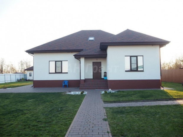 Фотография 2 - Жилой  4х-к ДОМ  250 м2 с МАНСАРДОЙ , ГАРАЖОМ , БАНЕЙ и ЛЕТНЕЙ КУХНЕЙ в  мкр. Драгунское-4